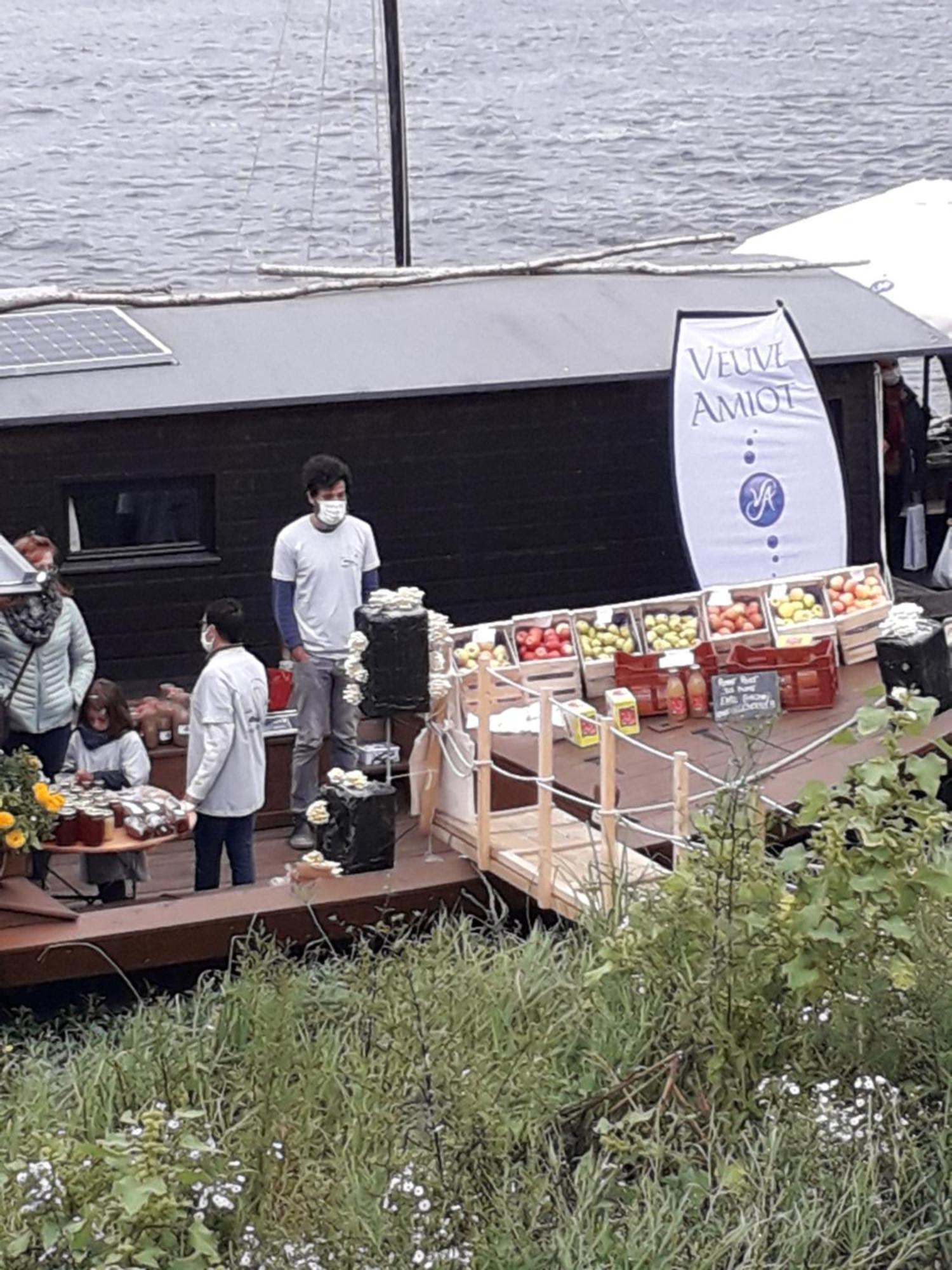 Chambres D'Hotes De L'Ile Du Saule โซมูร์ ภายนอก รูปภาพ